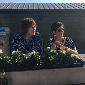 Meet your Posher, Liz